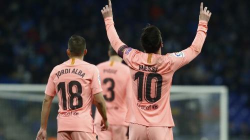 Messi monumental en triunfo del Barça que ya es líder solitario
