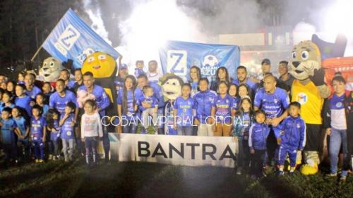 Dos futbolistas de Cobán y uno de Xela jugarán con Municipal