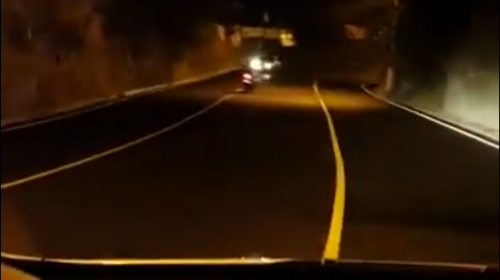 Video: motorista aparentemente ebrio provoca percance