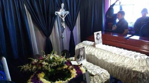 Tragedia en Salcaj&aacute;: familia recibe los cuerpos de su v&iacute;ctimas