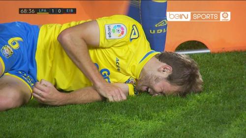 Jugador, canterano del FC Barcelona, sufre terrible fractura
