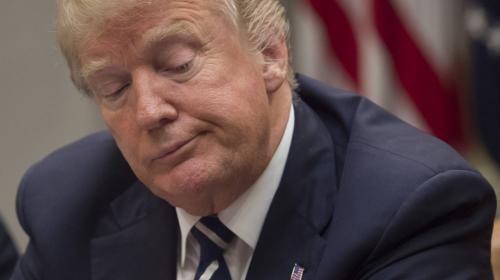 Donald Trump: "&iquest;Por qu&eacute; recibimos a gente de pa&iacute;ses de m...?"