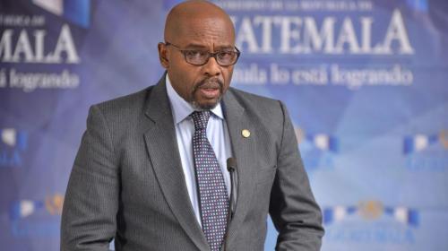 Esta es la razón por la que renunció el ministro de Ambiente