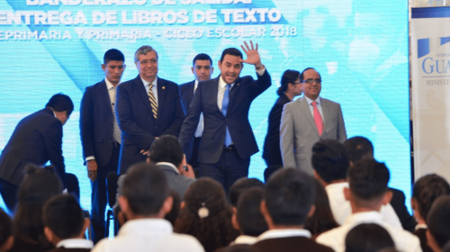 Jimmy: “Yo no tengo que pagar de mi salario”