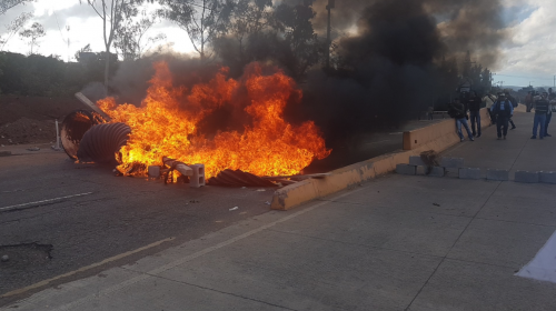 Caos en Honduras por investidura del presidente Juan Orlando Hern&aacute;ndez