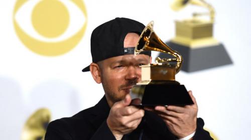 Shakira, Residente y Rub&eacute;n Blades primeros ganadores de los Grammy