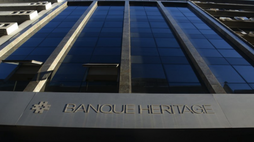 Empleada de banco rob&oacute; millones de d&oacute;lares a sus clientes