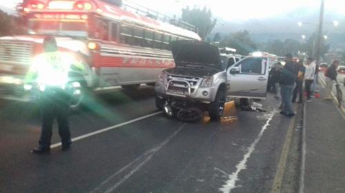 Hombre herido de bala atropelló a los que intentaron asaltarle en moto