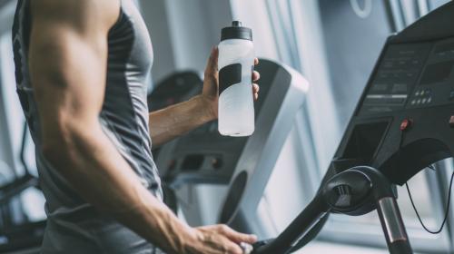 Los errores que no debes cometer en el gimnasio