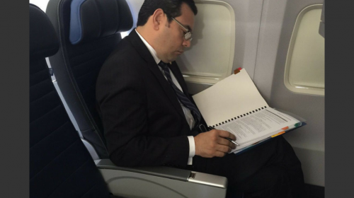 &iquest;A qu&eacute; viajar&aacute; Jimmy Morales a Estados Unidos?