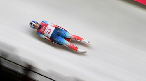 #VIDEO Accidente de atleta aterroriza en las Olimpiadas de Invierno