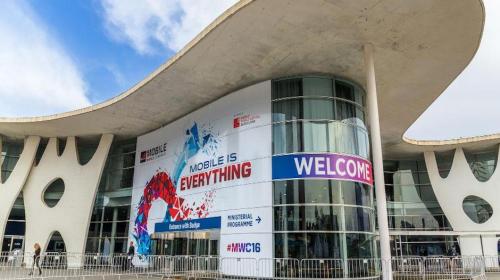 Los tel&eacute;fonos m&aacute;s esperados en la feria m&aacute;s grande de tecnolog&iacute;a