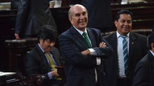 Mario Taracena y otros 5 diputados se reunieron con "El Rey de Tenis"