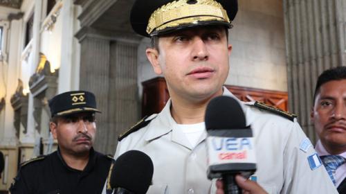 Embajada de EE.UU. felicita a exdirector de la PNC por su labor