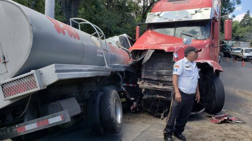 Grave accidente en ruta al Pac&iacute;fico involucra siete veh&iacute;culos