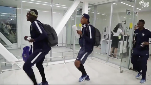 ¡A ritmo de cumbia! El baile viral de Francia antes de la semifinal