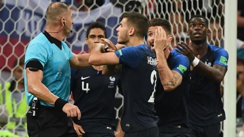 El VAR debuta en una final del Mundial para marcar un penal