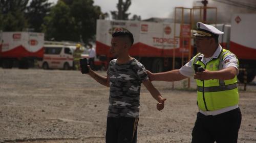 Evac&uacute;an viviendas en zona 12 y revelan primeros datos del incendio