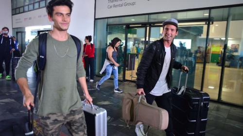 MYA enloqueci&oacute; a las fans en su llegada al aeropuerto de Guatemala 