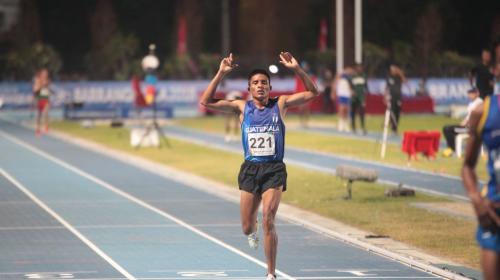 Mario Pacay roza la hazaña y se lleva la medalla de plata