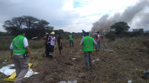 Estas son las primeras im&aacute;genes tras el accidente de avi&oacute;n en M&eacute;xico