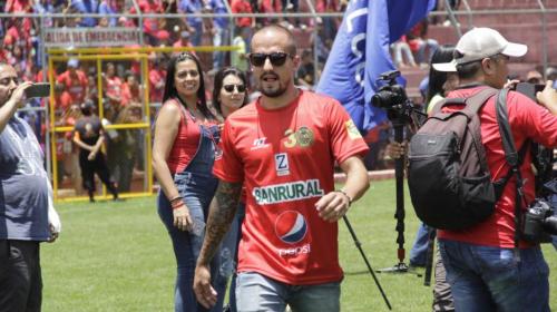 Sonaba para Municipal, pero Mingorance jugará en Antigua GFC