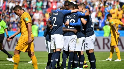 Polémico y apurado triunfo de Francia sobre Australia