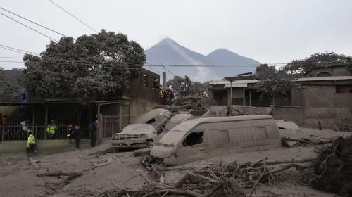 ¿Cuántos son los muertos del Volcán, cuántos?