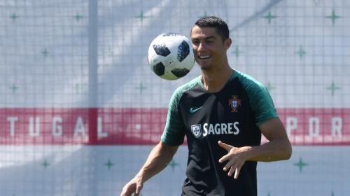 PSG dispuesto a pagarle a Cristiano Ronaldo el sueldo con el que sue&ntilde;a