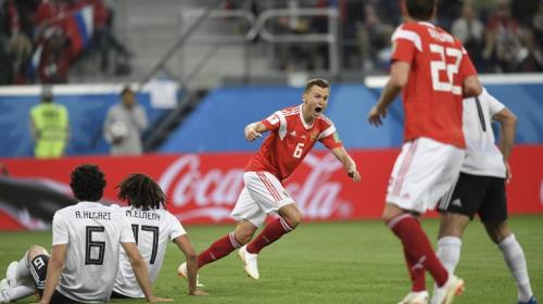 Rusia vuelve a dar cátedra y casi está en octavos de final