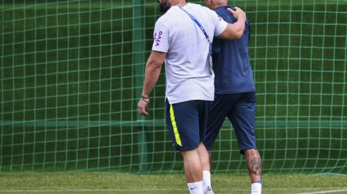 ¡Alarma en Brasil! Neymar se retiró lesionado de la práctica