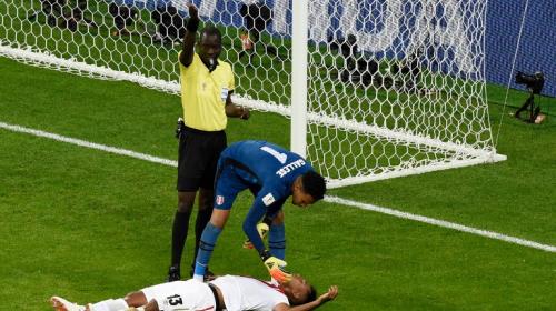 Jugador peruano sufri&oacute; amnesia y solo se acuerda del himno del partido
