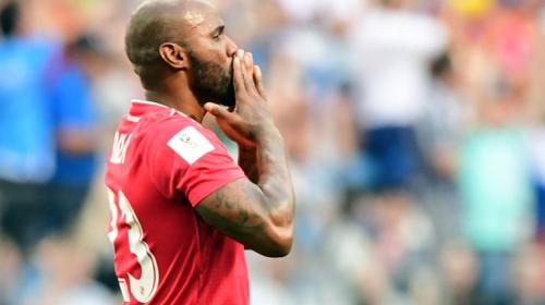 El gol que siempre soñó. Así festeja Felipe Baloy