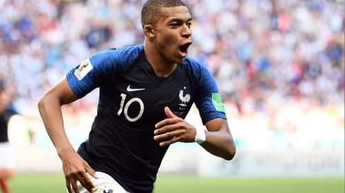 Mbappé superó a Messi y Argentina y llevó a Francia a cuartos 