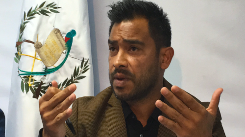 "El Pescado" Ruiz arremete contra "los dinosaurios" de la Fedefut