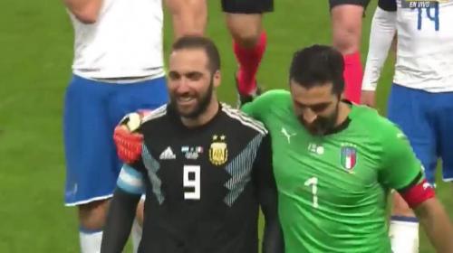 Las atajadas de Gianluigi Buffon que evitan los goles de Argentina