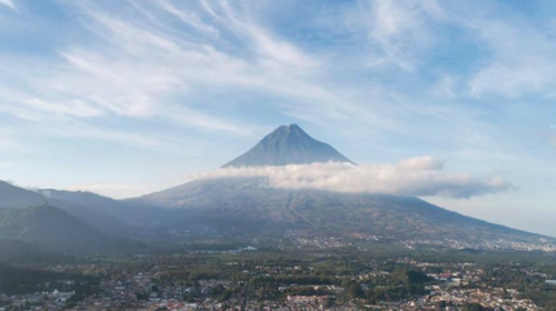 Así se aprecia desde el aire la Semana Santa en Antigua Guatemala