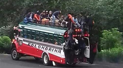 Buses sobrecargados ser&aacute;n multados con Q15 mil por la DGT