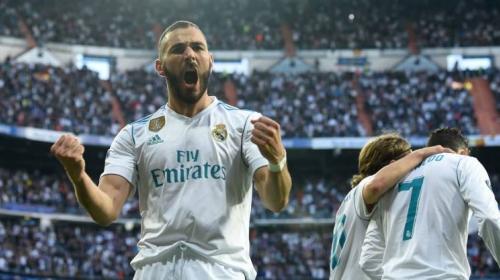 &iexcl;Garrafal error! Portero del Bayern falla y Benzema anota el segundo 