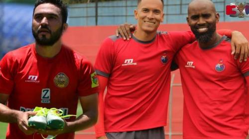 Los panameños Pérez y Baloy y el mexicano Kamiani, fuera de Municipal