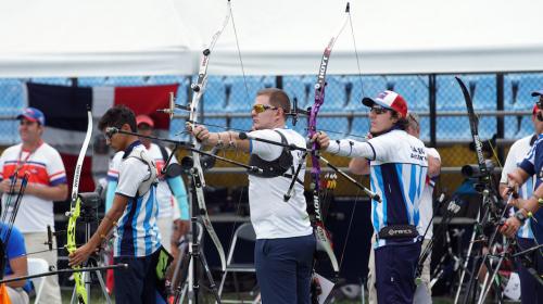 Guatemala gana seis medallas en ranking mundial de tiro con arco