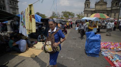 Maestros dejar&aacute;n protesta por D&iacute;a de la Madre, pero volver&aacute;n el lunes