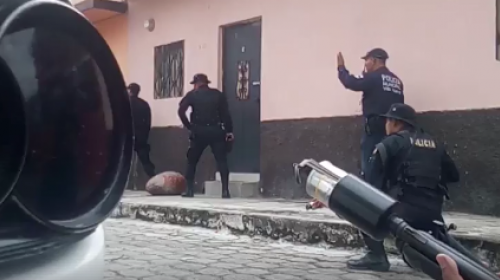 Delincuentes se atrincheran en una vivienda tras atacar a la PNC