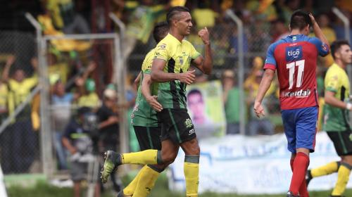 ¡El rey tiene Pecho Amarillo! Guastatoya campeón del fútbol nacional