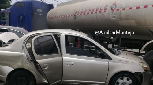 #VIDEO As&iacute; fue el grave accidente de un tr&aacute;iler en el Perif&eacute;rico