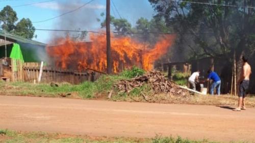 Hombre quema la casa de su amigo tras discusión futbolera