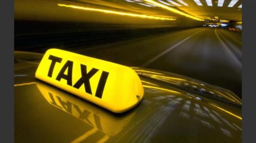 Denuncian a taxista que deja basura en un sector de la zona 6