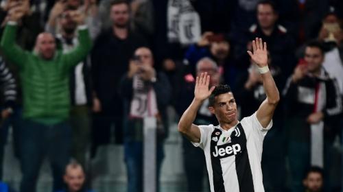 Cristiano marcó un golazo, pero la Juve perdió ante el United