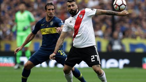 Vibrante primer tiempo de la primera final entre Boca y River