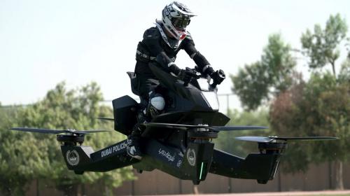 Polic&iacute;a de Dubai estrena motos voladoras 
